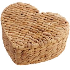Natural Wicker Petite Heart Box