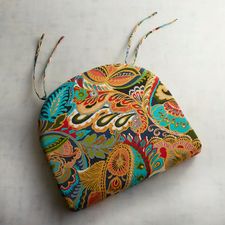 Dining Chair Cushion in Vibrant Paisley 