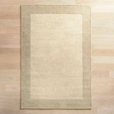 Heather Border Oyster Rug